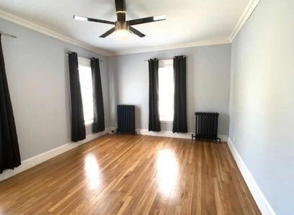 3 bed, 1 bath apartment for rent at 323 Bainbridge St Unit 2, Malden — photo 4 of 22