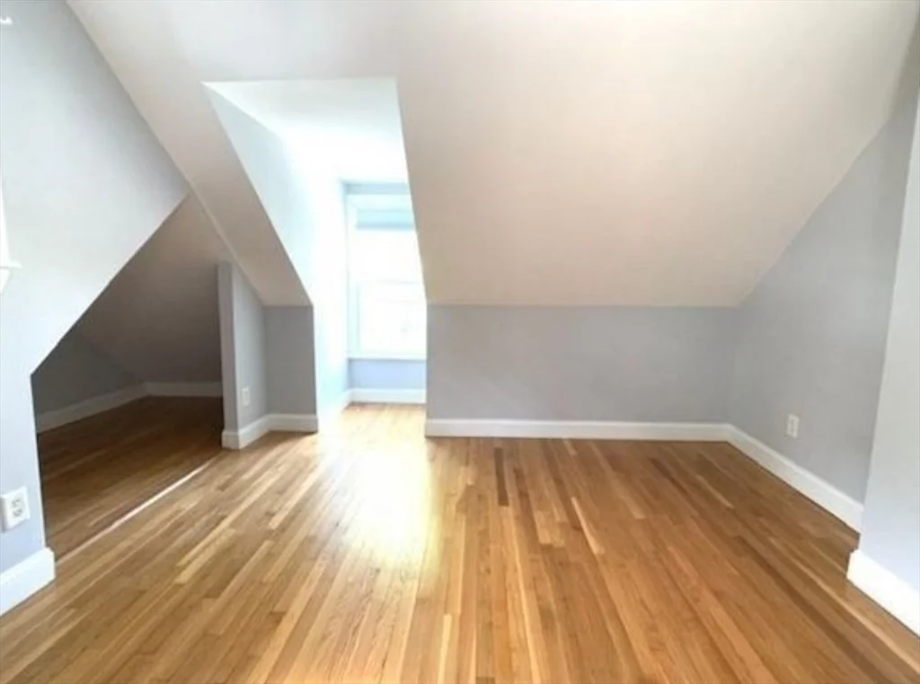 3 bed, 1 bath apartment for rent at 323 Bainbridge St Unit 2, Malden — photo 11 of 22
