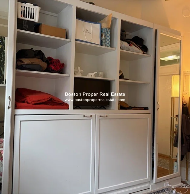 Studio bed, 1 bath apartment for rent at 323 Beacon St Unit 2, Back Bay — photo 6 of 8