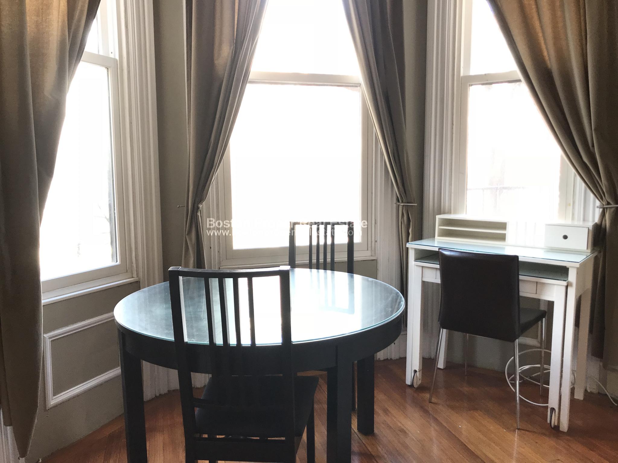 Studio bed, 1 bath apartment for rent at 323 Beacon St Unit 4, Back Bay — photo 5 of 10