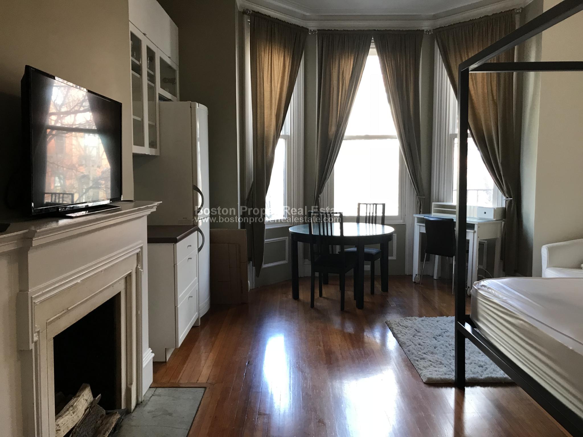Studio bed, 1 bath apartment for rent at 323 Beacon St Unit 4, Back Bay