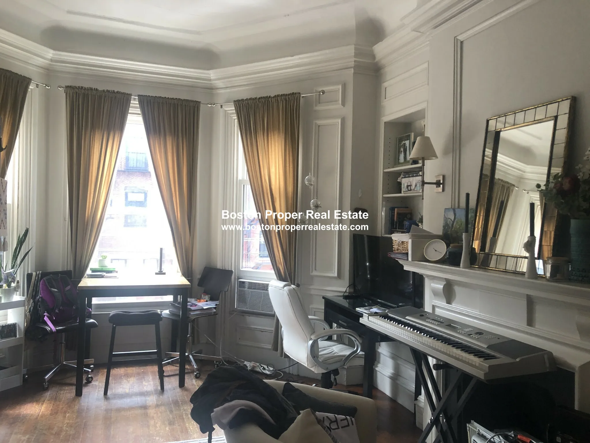 Studio bed, 1 bath apartment for rent at 323 Beacon St Unit 5, Back Bay — photo 2 of 9