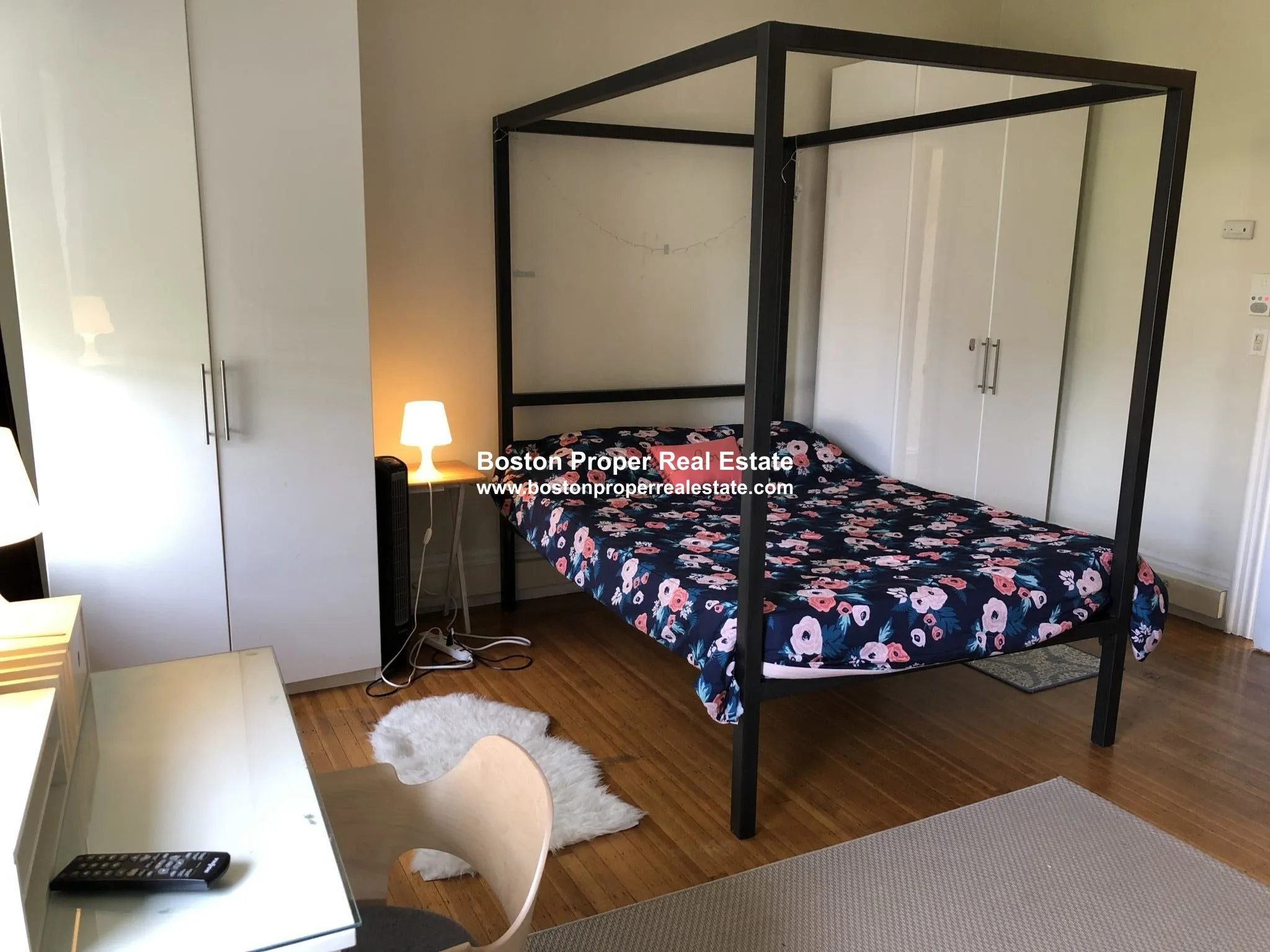 Studio bed, 1 bath apartment for rent at 323 Beacon St Unit 8, Back Bay — photo 4 of 6