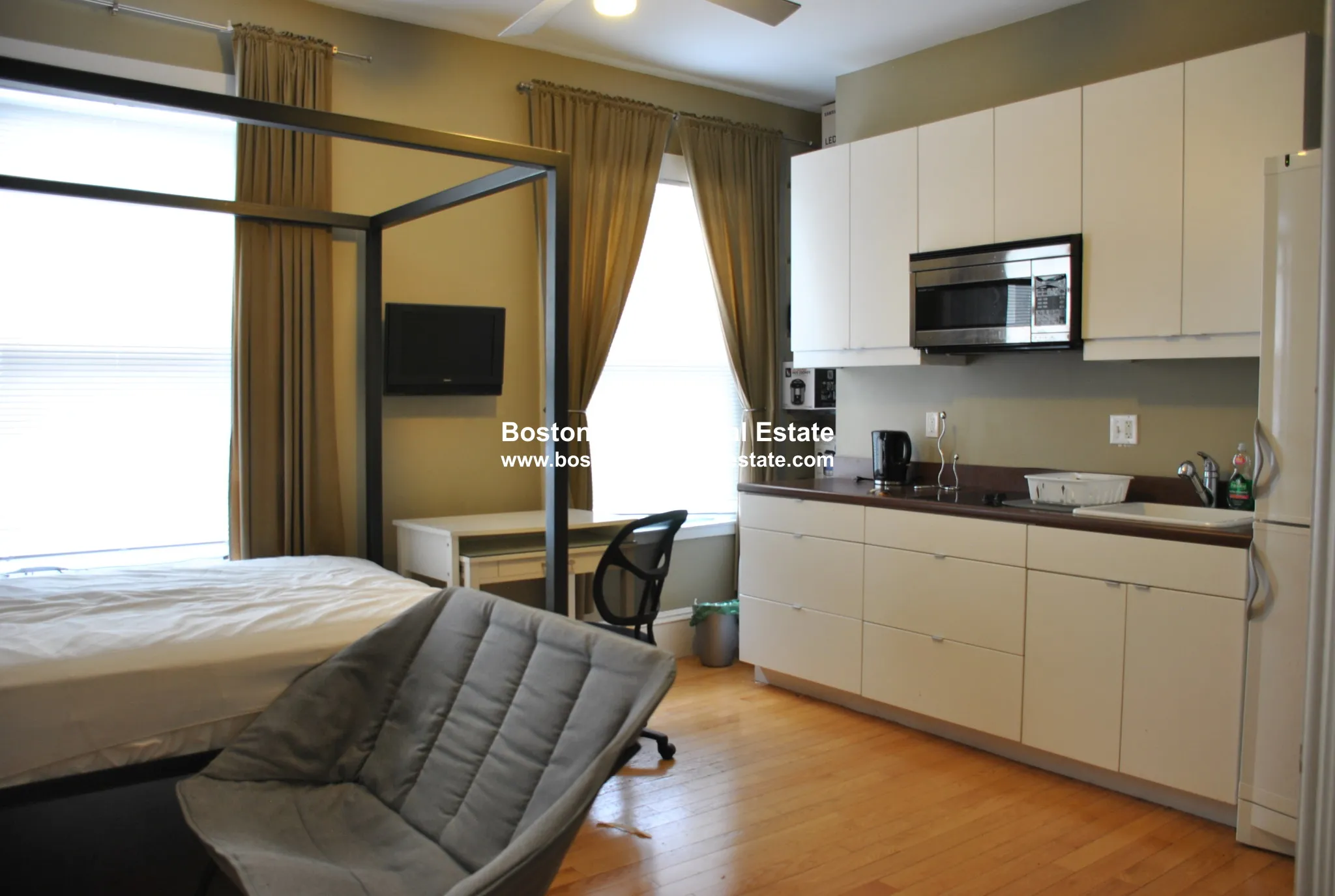 Studio bed, 1 bath apartment for rent at 323 Beacon St Unit 9, Back Bay