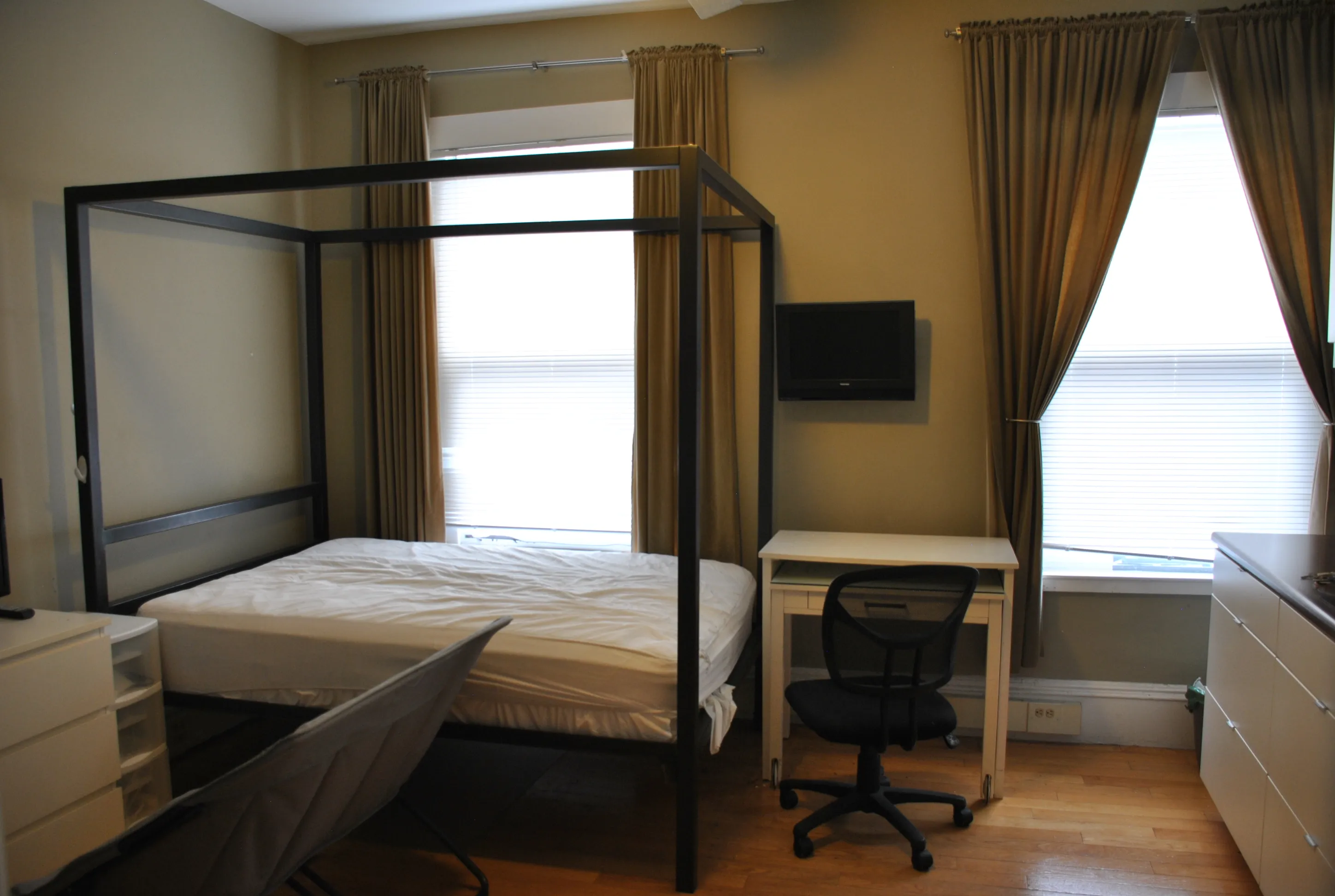 Studio bed, 1 bath apartment for rent at 323 Beacon St Unit 901, Back Bay — photo 3 of 7
