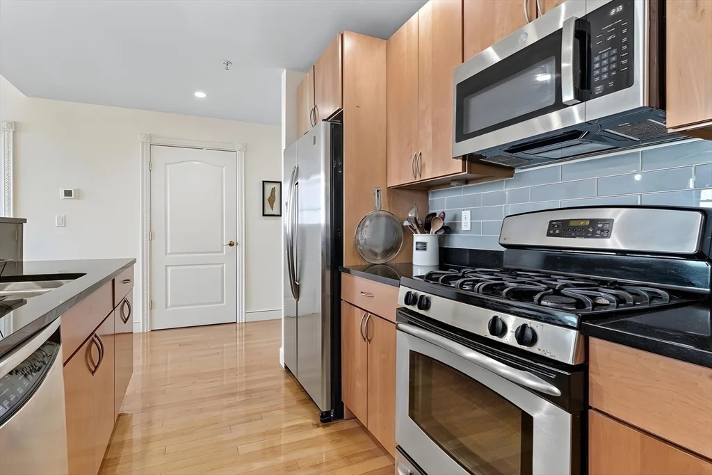2 bed, 1 bath apartment for rent at 323 Boylston St Unit 602, Brookline Village — photo 13 of 17
