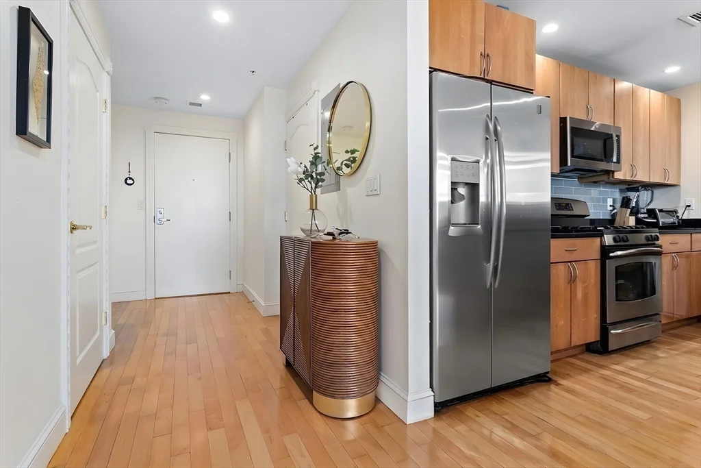 2 bed, 1 bath apartment for rent at 323 Boylston St Unit 602, Brookline Village — photo 12 of 17