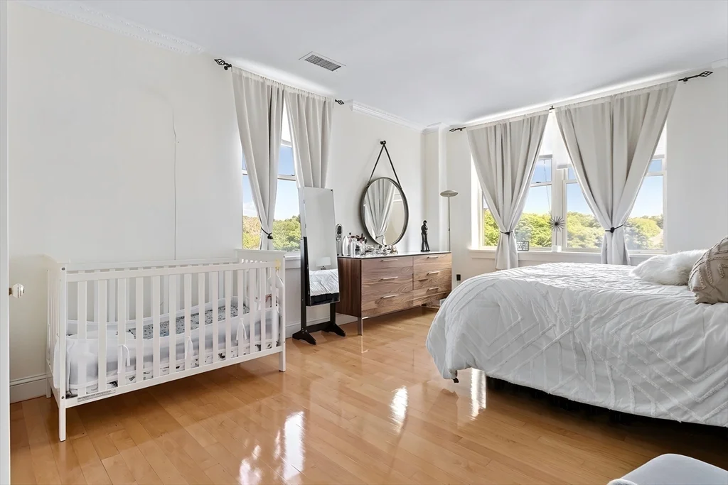 2 bed, 1 bath apartment for rent at 323 Boylston St Unit 602, Brookline Village — photo 7 of 17