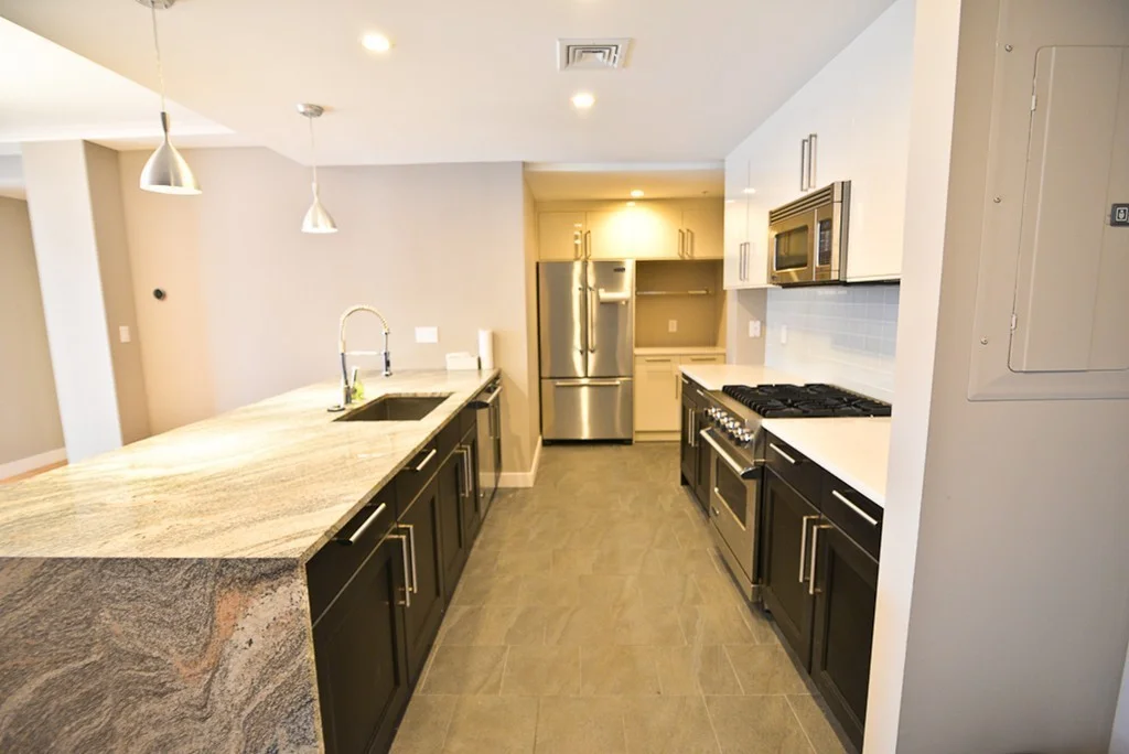 2 bed, 2 bath apartment for rent at 323 Boylston Unit 201, Boylston Street — photo 8 of 34