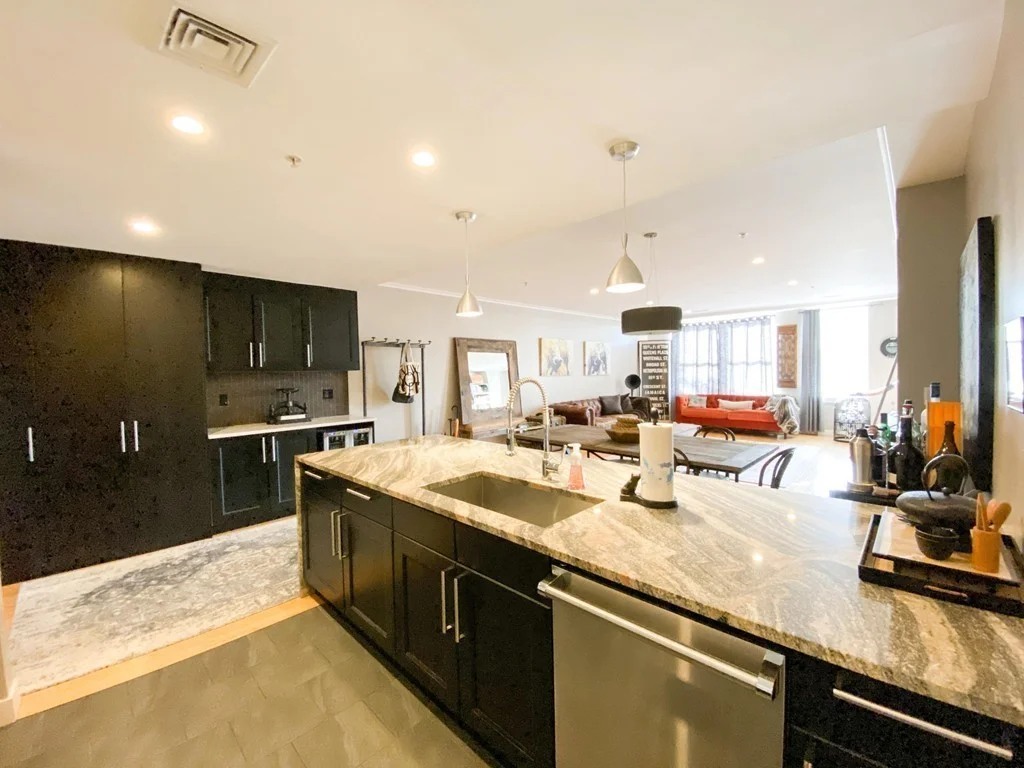 2 bed, 2 bath apartment for rent at 323 Boylston Unit 201, Boylston Street — photo 3 of 34