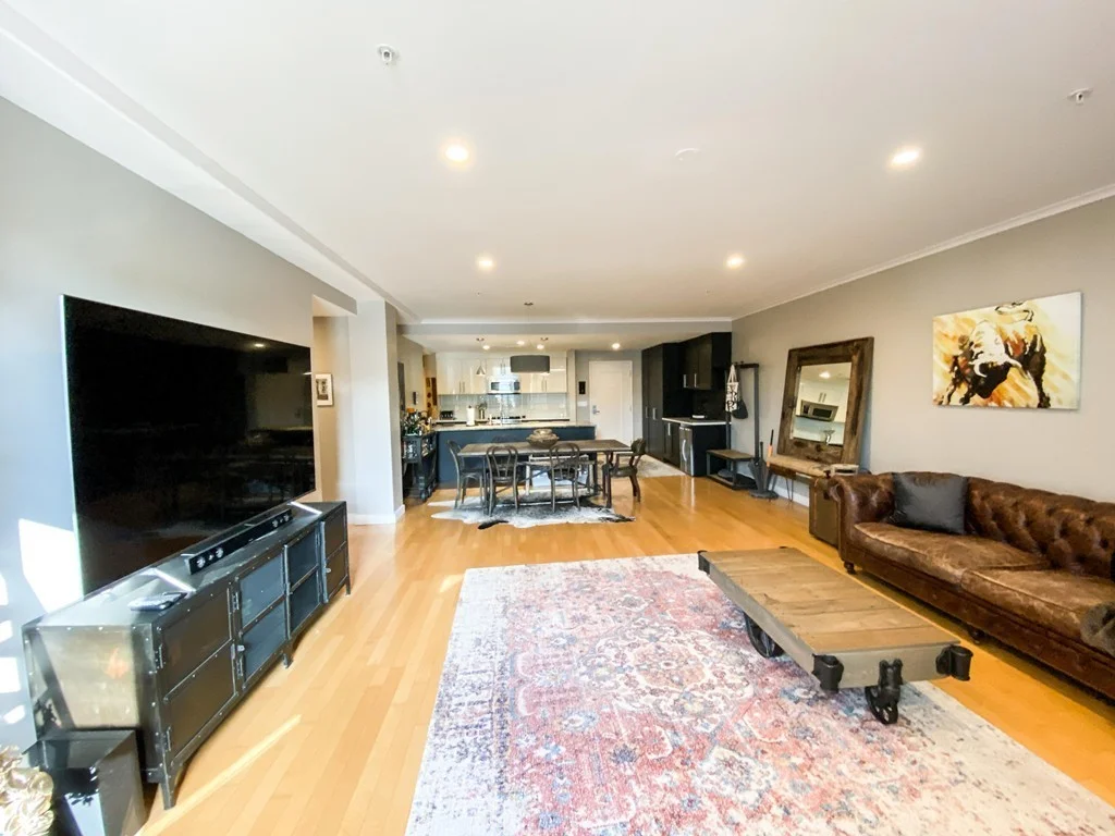 2 bed, 2 bath apartment for rent at 323 Boylston Unit 201, Boylston Street — photo 5 of 34