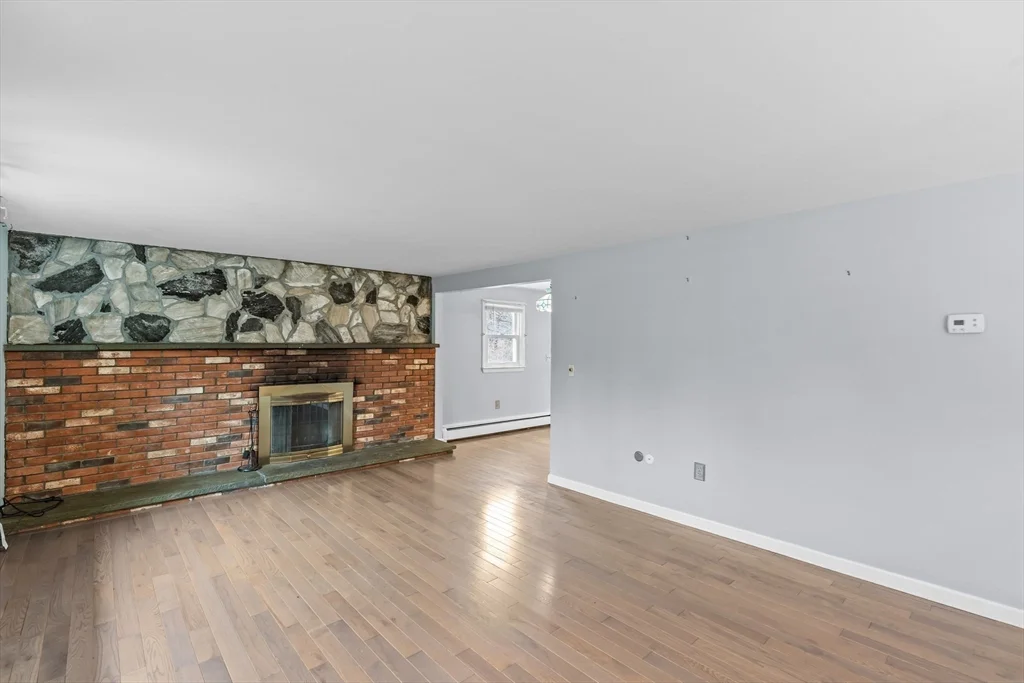 2 bed, 1 bath apartment for rent at 323 Flagg St Unit 2, Bridgewater — photo 8 of 24