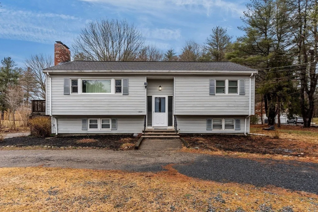 2 bed, 1 bath apartment for rent at 323 Flagg St Unit 2, Bridgewater — photo 23 of 24
