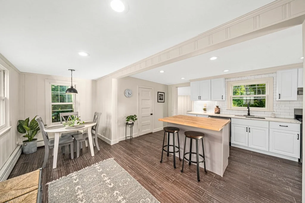 2 bed, 1 bath apartment for rent at 323 N Main St, Cohasset — photo 5 of 23