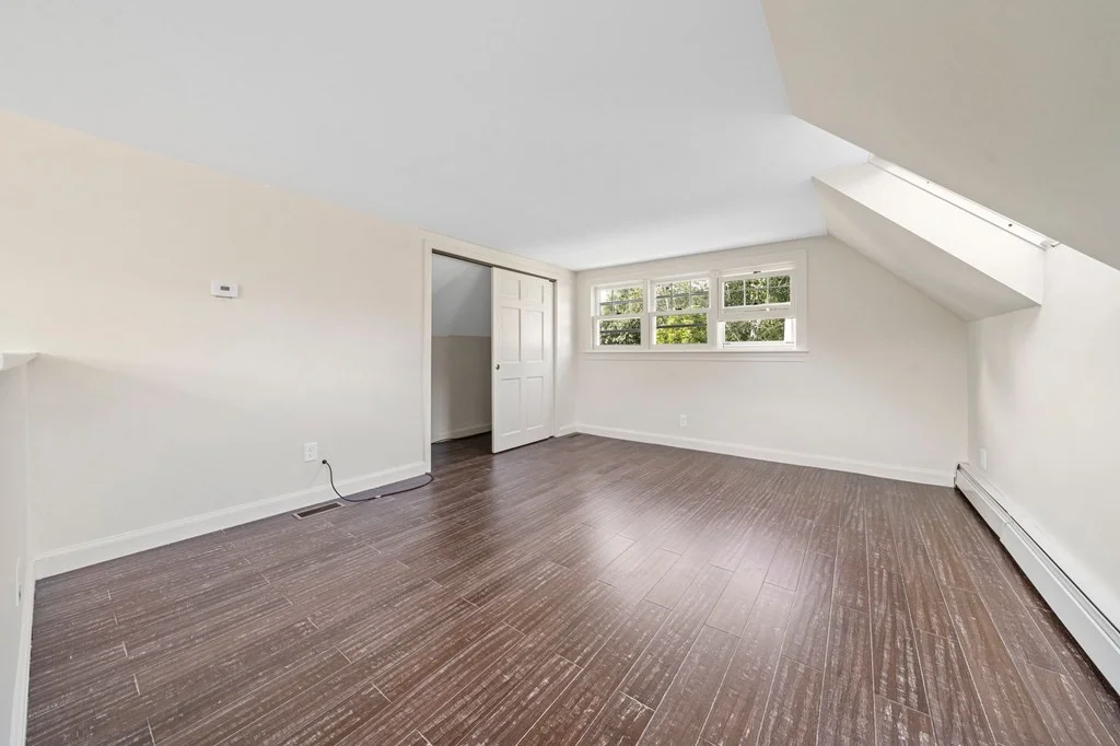 2 bed, 1 bath apartment for rent at 323 N Main St, Cohasset — photo 20 of 23