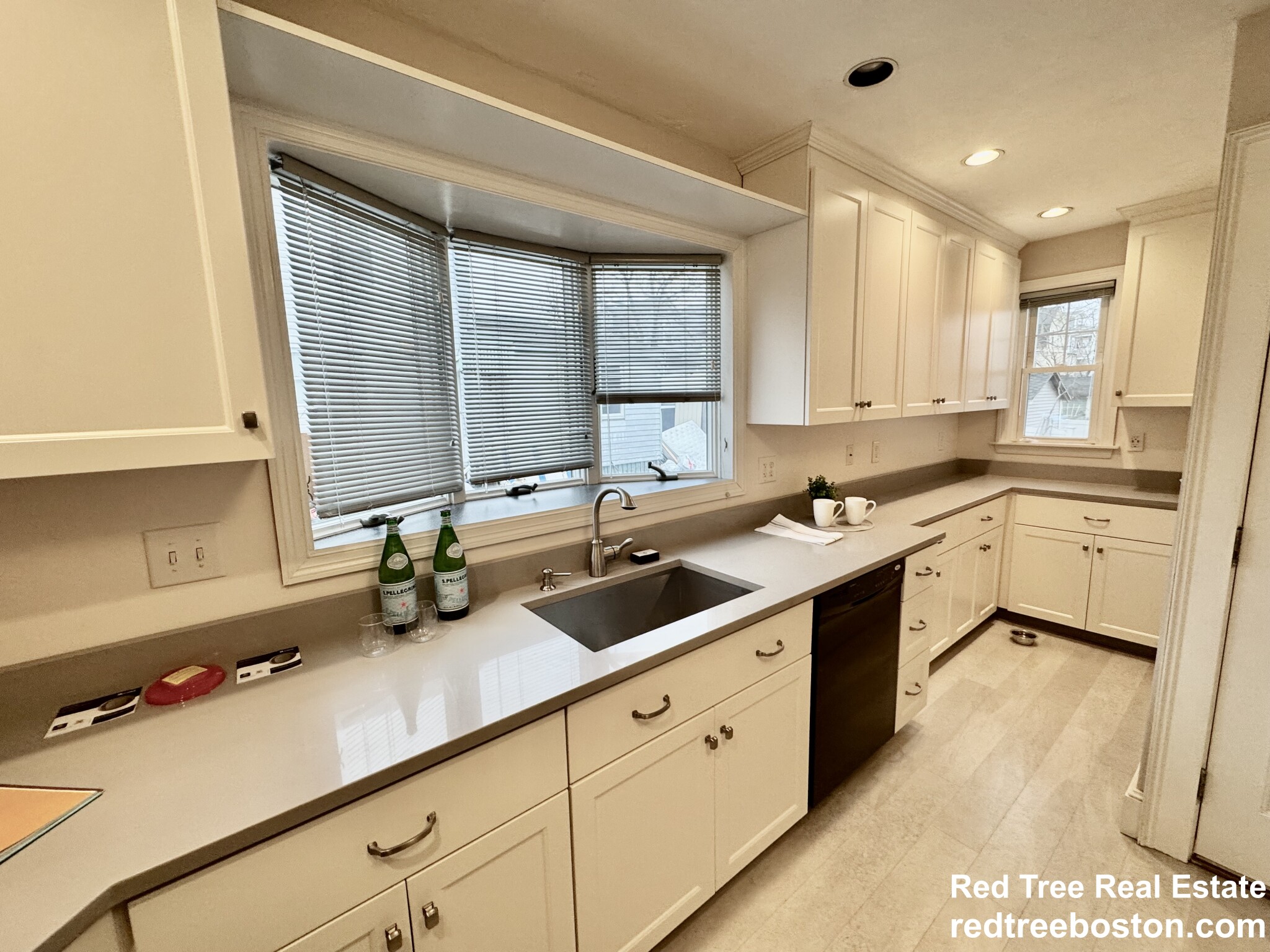2 bed, 1 bath apartment for rent at 324 Beech St Unit 1, Roslindale — photo 7 of 12