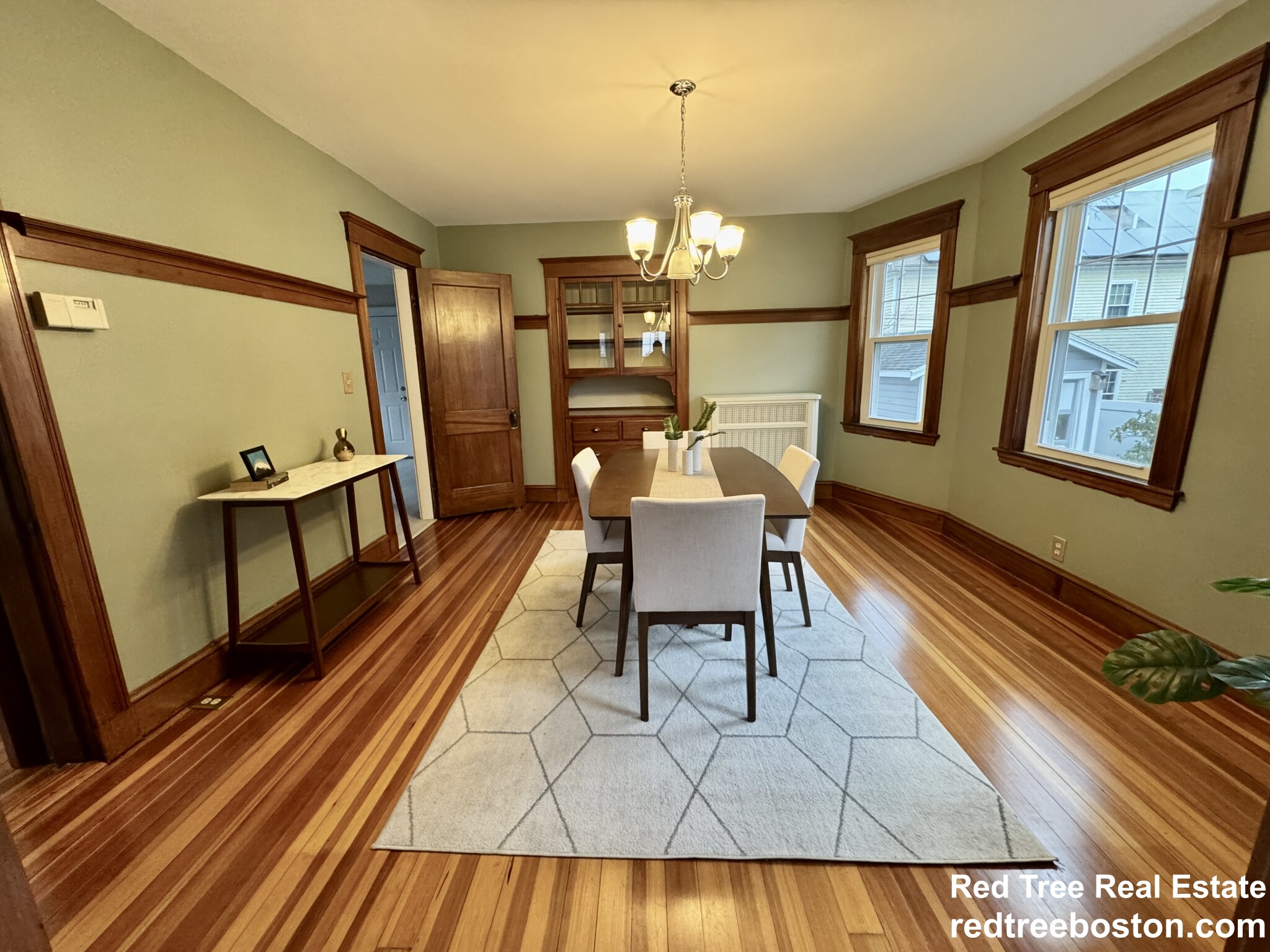 2 bed, 1 bath apartment for rent at 324 Beech St Unit 1, Roslindale — photo 3 of 12