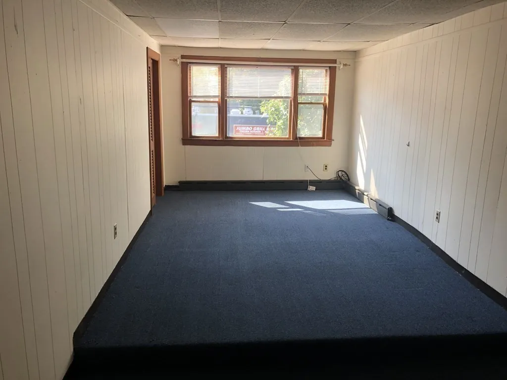 1 bed, 1 bath apartment for rent at 324 Boston Ave Unit 2L, West Somerville — photo 5 of 7