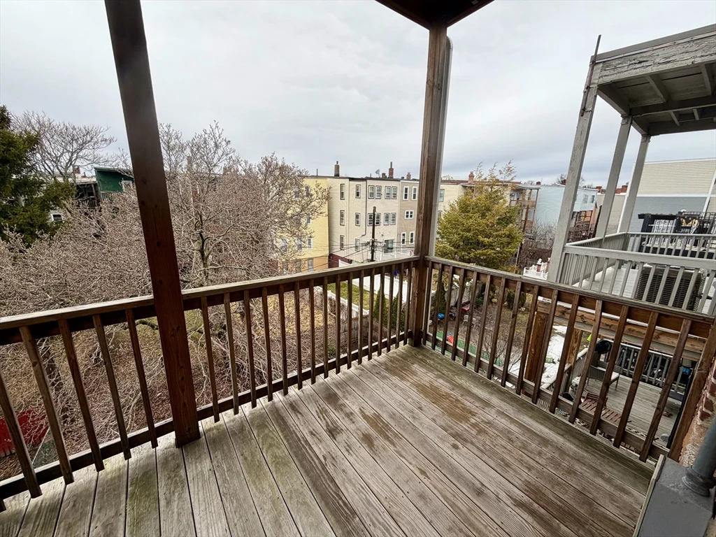 3 bed, 1 bath apartment for rent at 324 Chelsea St Unit 3, East Boston — photo 9 of 20