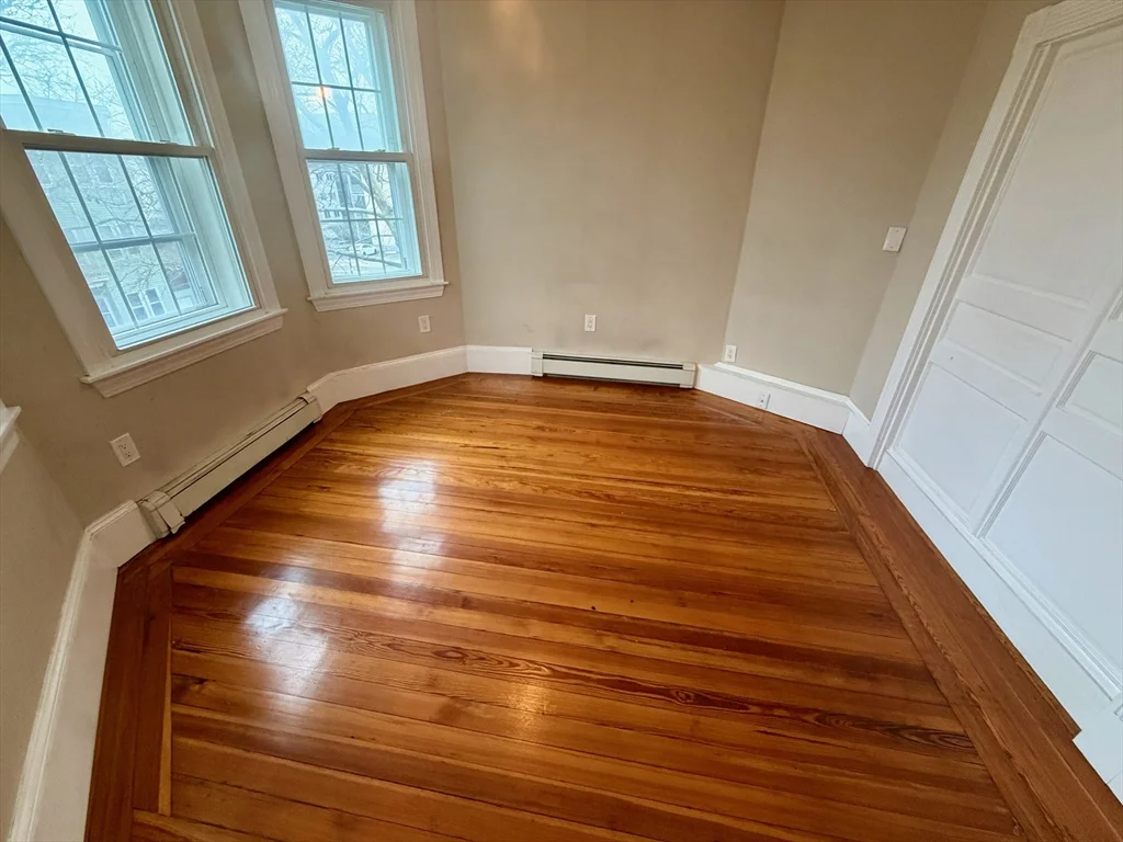 3 bed, 1 bath apartment for rent at 324 Chelsea St Unit 3, East Boston — photo 16 of 20