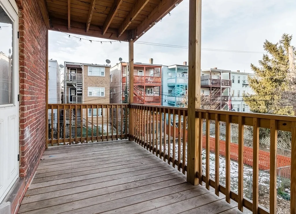 3 bed, 1 bath apartment for rent at 324 Chelsea St Unit 3, East Boston — photo 2 of 20