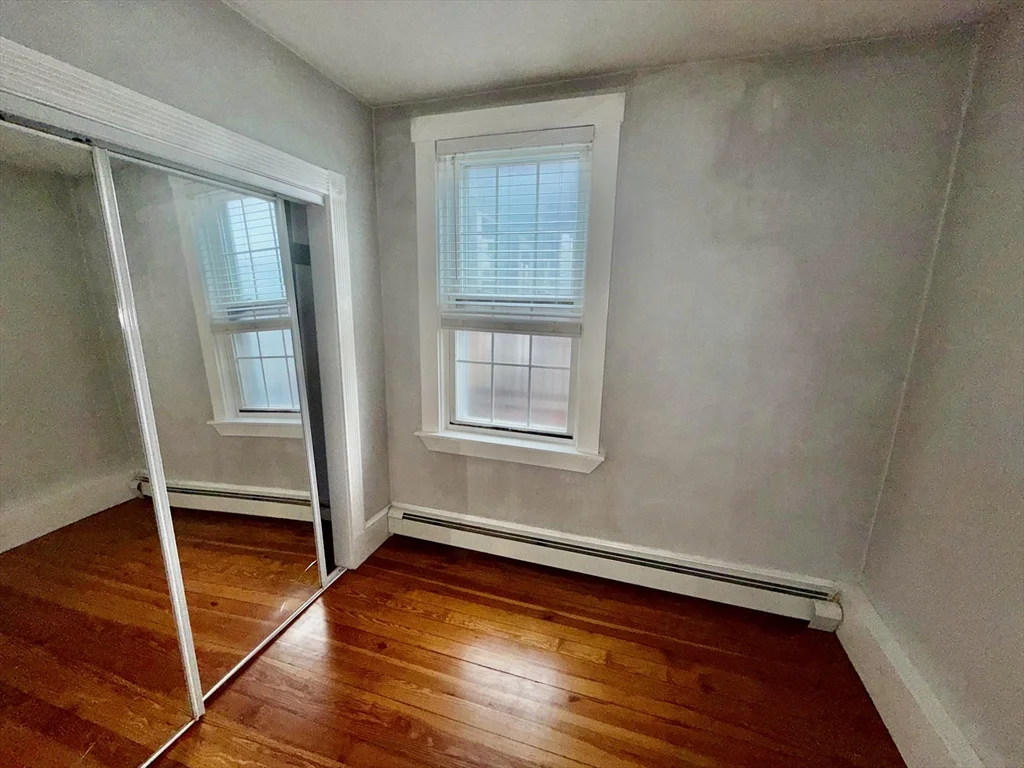 3 bed, 1 bath apartment for rent at 324 Chelsea St Unit 3, East Boston — photo 13 of 20