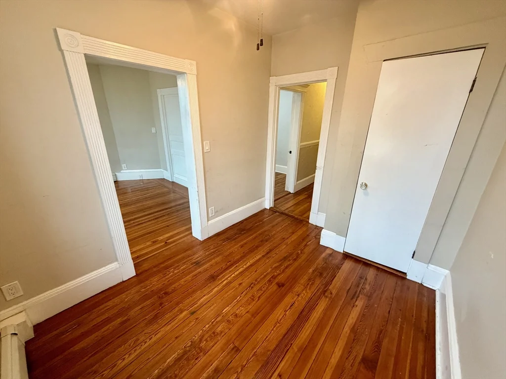 3 bed, 1 bath apartment for rent at 324 Chelsea St Unit 3, East Boston — photo 18 of 20