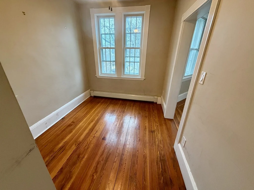 3 bed, 1 bath apartment for rent at 324 Chelsea St Unit 3, East Boston — photo 15 of 20