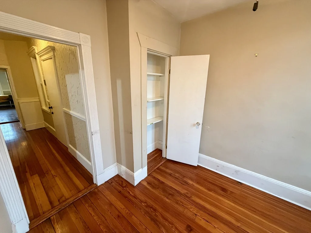 3 bed, 1 bath apartment for rent at 324 Chelsea St Unit 3, East Boston — photo 19 of 20