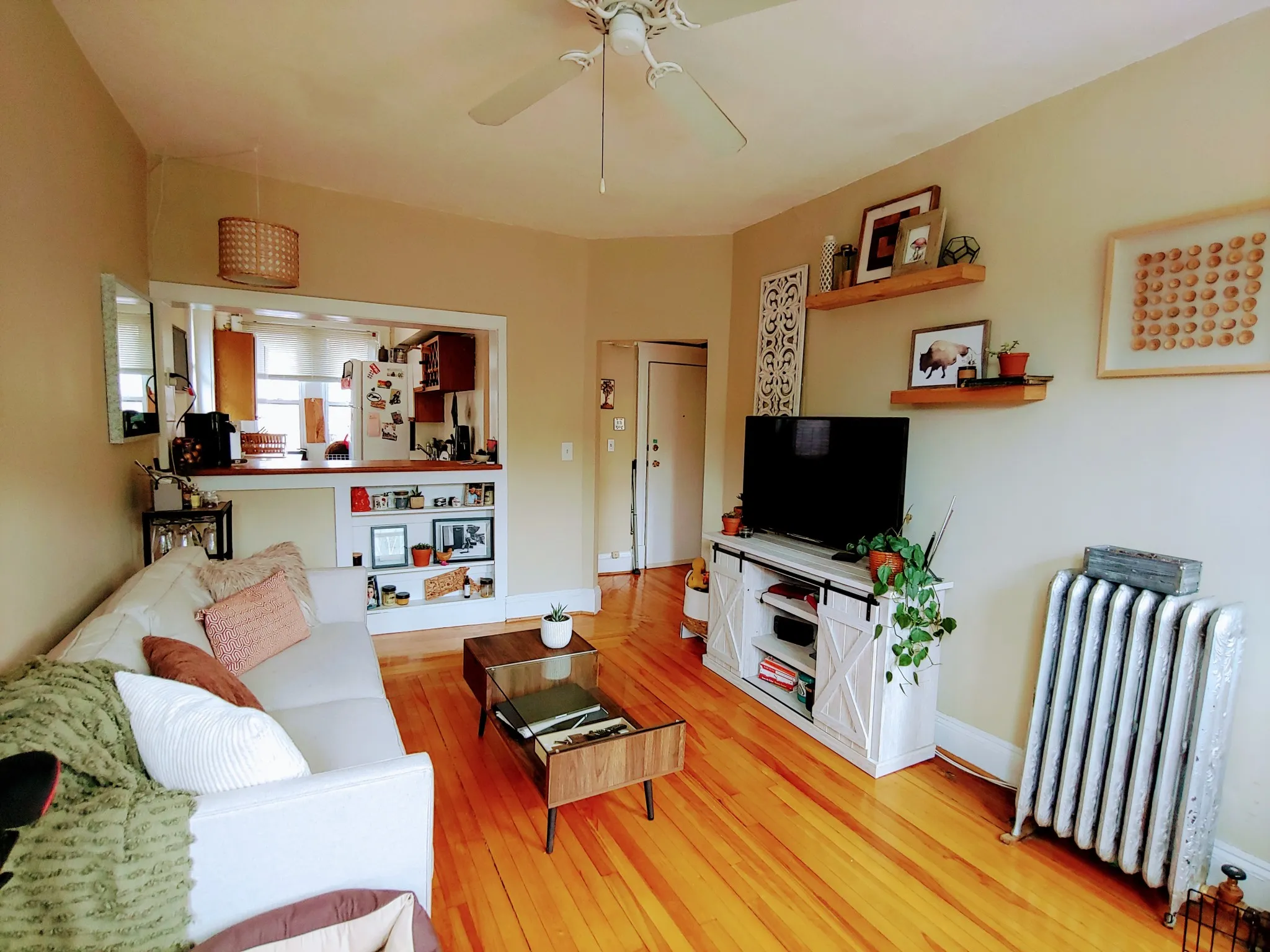 1 bed, 1 bath apartment for rent at 324 Chestnut Hill Ave Unit 12A, Brighton — photo 2 of 9