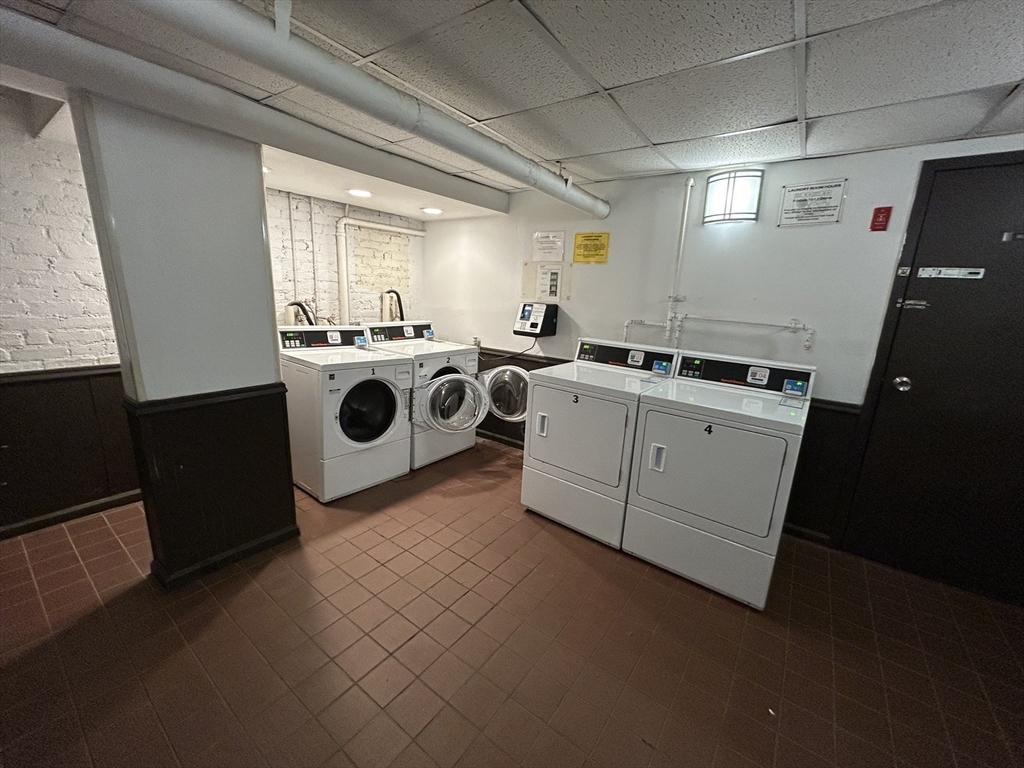 1 bed, 1 bath apartment for rent at 324 Chestnut Hill Ave Unit 14, Brighton — photo 11 of 12