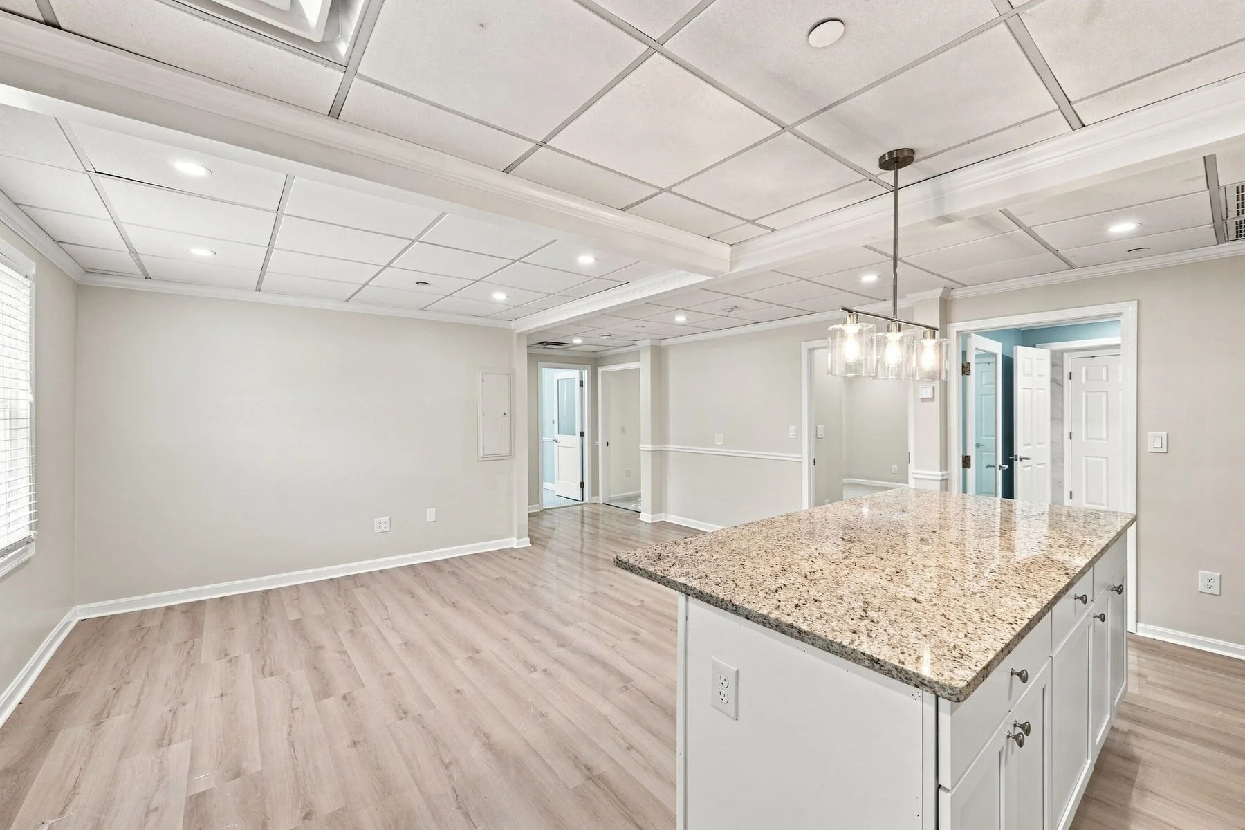 3 bed, 2 bath apartment for rent at 324 Essex St Unit 2, Swampscott — photo 9 of 30