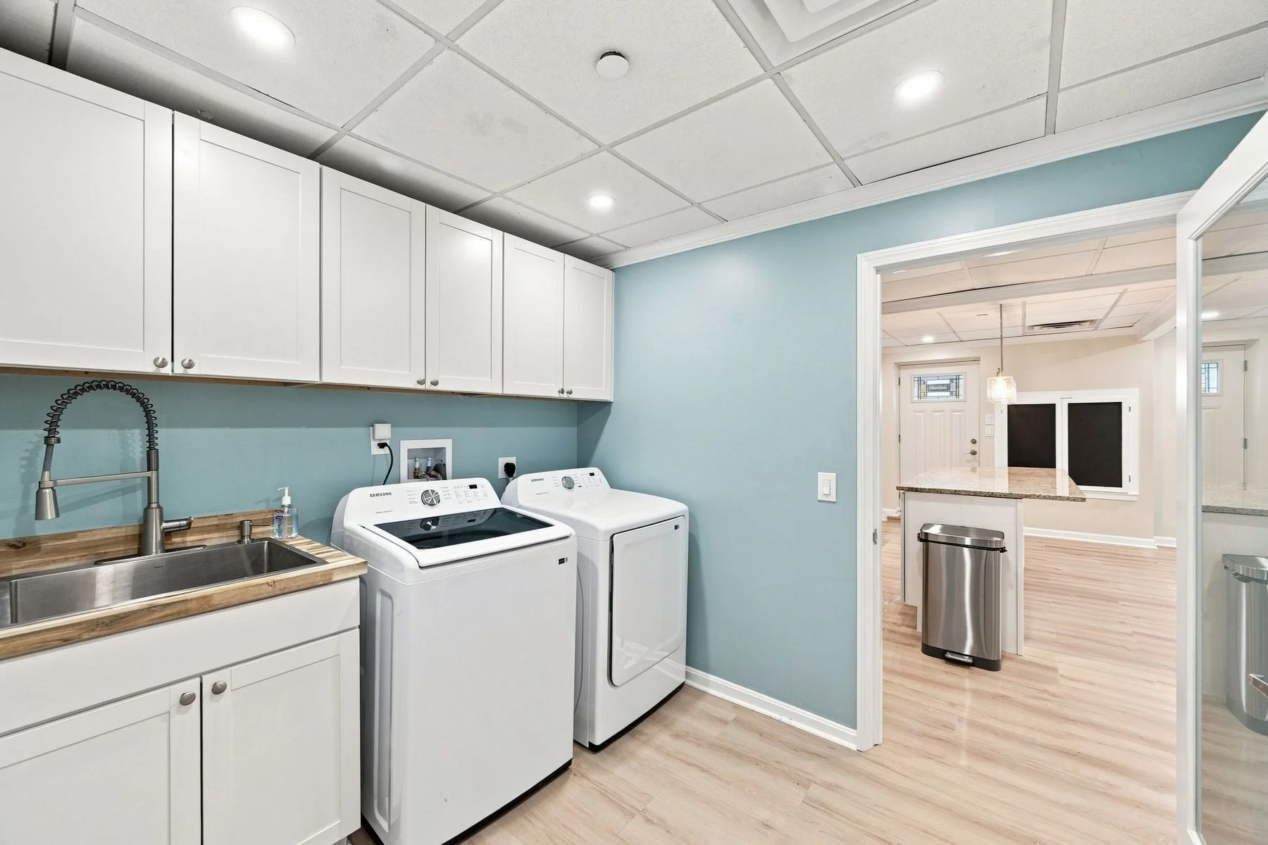 3 bed, 2 bath apartment for rent at 324 Essex St Unit 2, Swampscott — photo 29 of 30