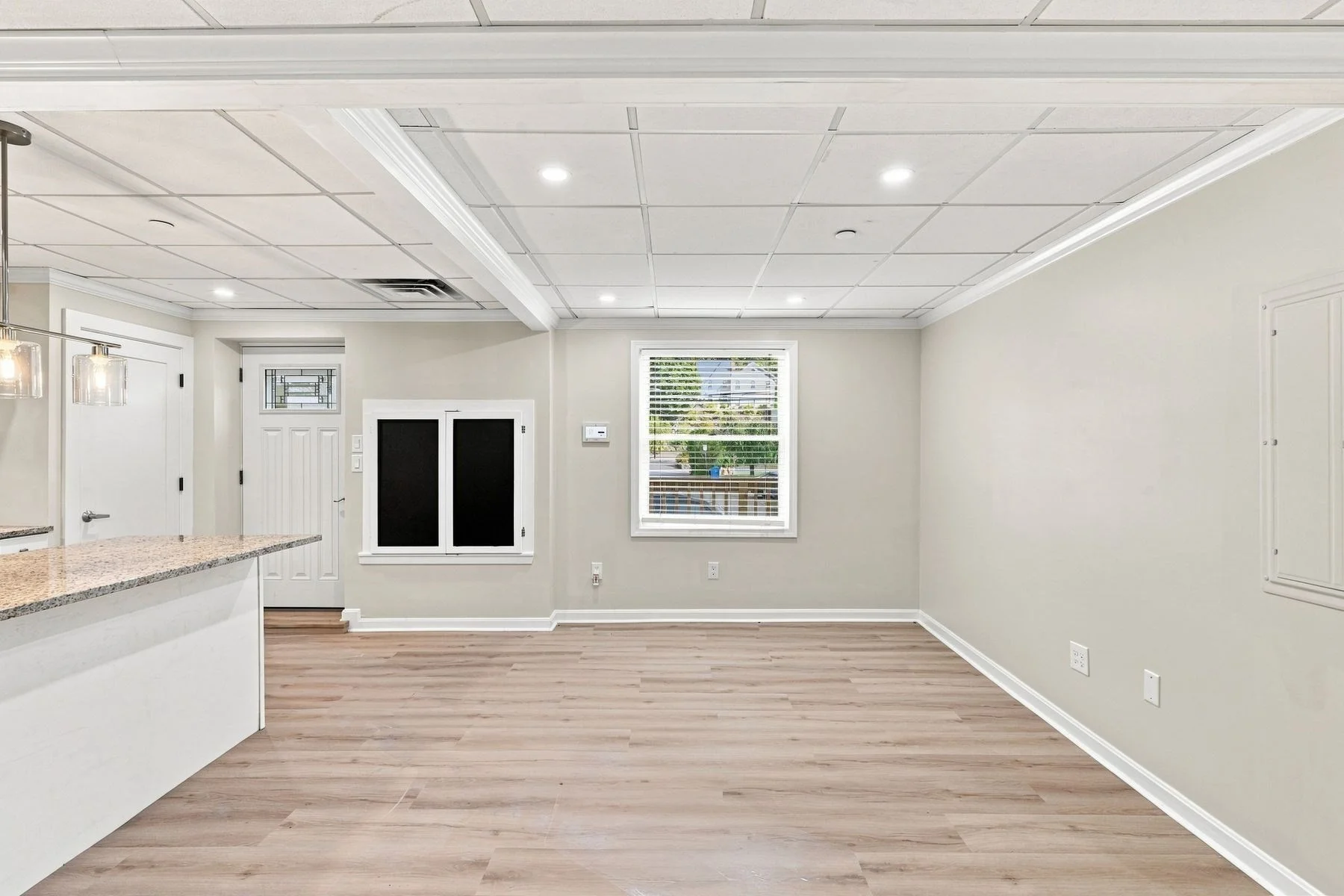 3 bed, 2 bath apartment for rent at 324 Essex St Unit 2, Swampscott — photo 19 of 30