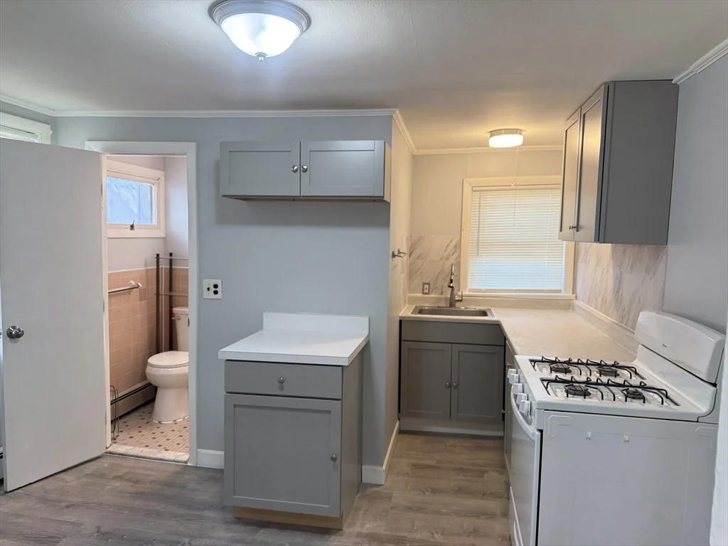 1 bed, 1 bath apartment for rent at 324 Granite St Unit A, Quincy — photo 9 of 16