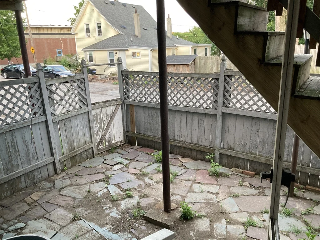 1 bed, 1 bath apartment for rent at 324 Granite St Unit C, Quincy — photo 14 of 15