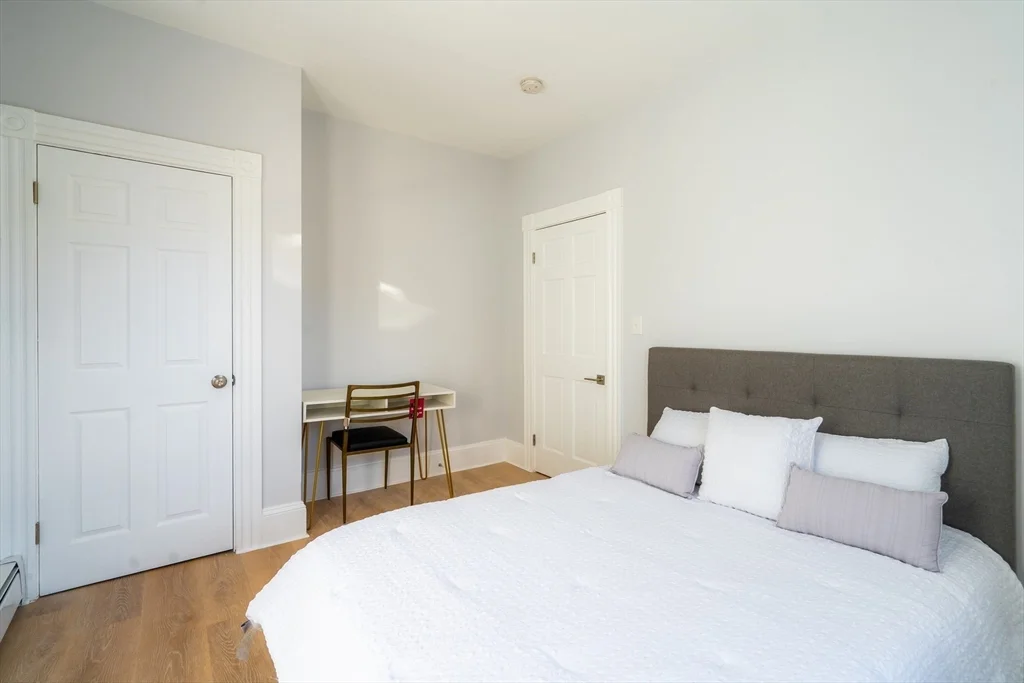 2 bed, 1 bath apartment for rent at 324 Hurley St Unit 2, Kendall Square — photo 6 of 10