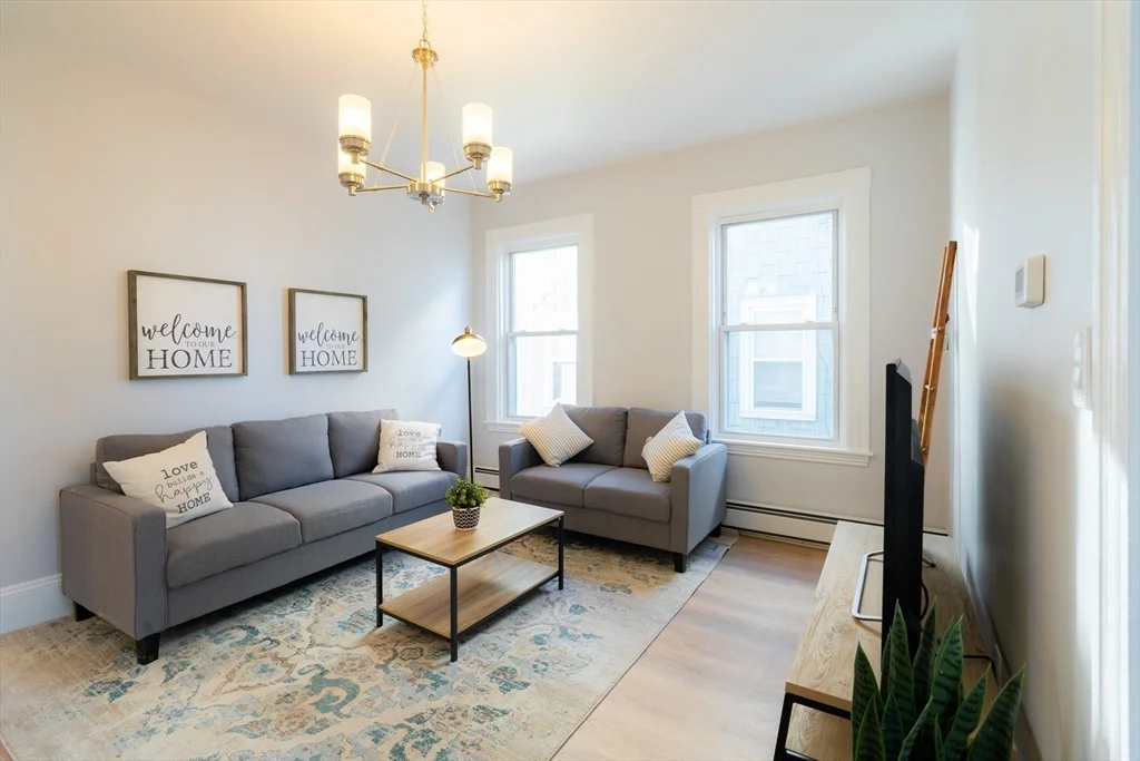 2 bed, 1 bath apartment for rent at 324 Hurley St Unit 2, Kendall Square — photo 4 of 10