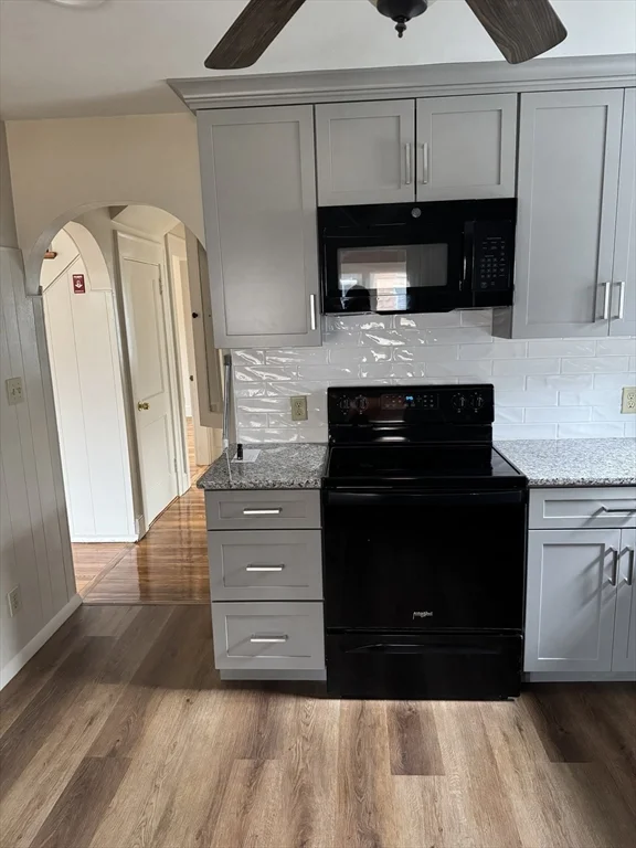 4 bed, 2 bath apartment for rent at 324 Lowell St, Peabody — photo 7 of 23