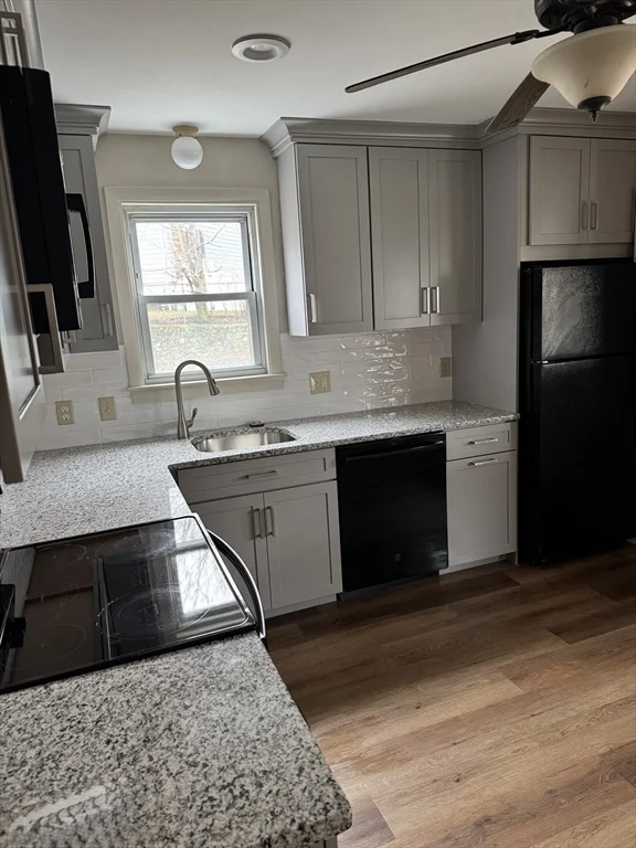 4 bed, 2 bath apartment for rent at 324 Lowell St, Peabody — photo 9 of 23