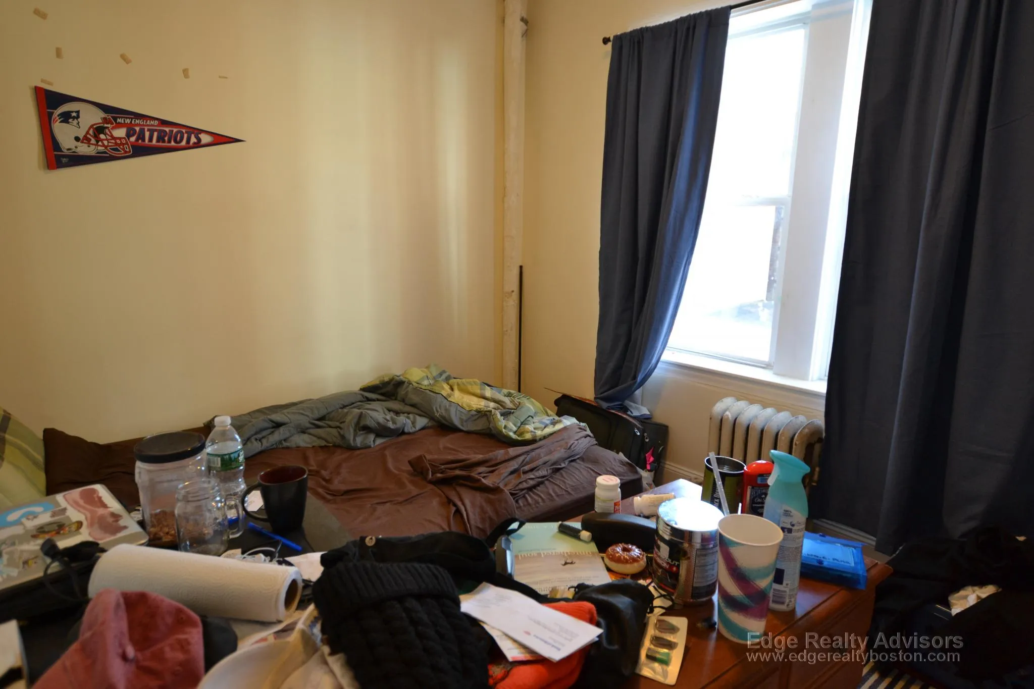 3 bed, 1 bath apartment for rent at 324 Saint Paul St Unit 2, Washington Square — photo 4 of 6