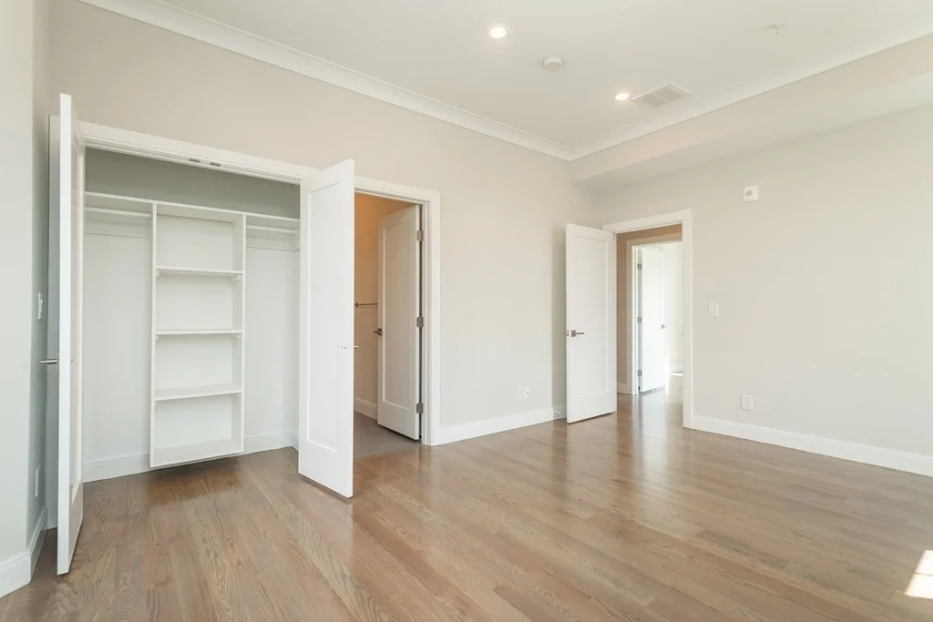 4 bed, 2 bath apartment for rent at 3247 Washington St Unit 3, Jamaica Plain — photo 9 of 15
