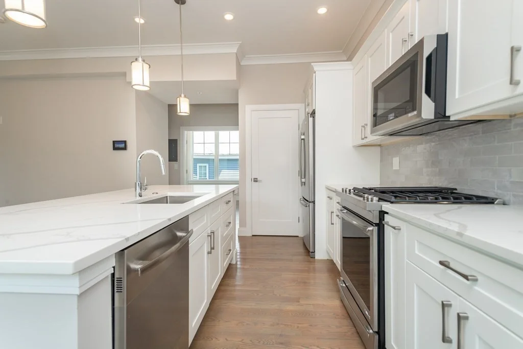 4 bed, 2 bath apartment for rent at 3247 Washington St Unit 3, Jamaica Plain — photo 1 of 15