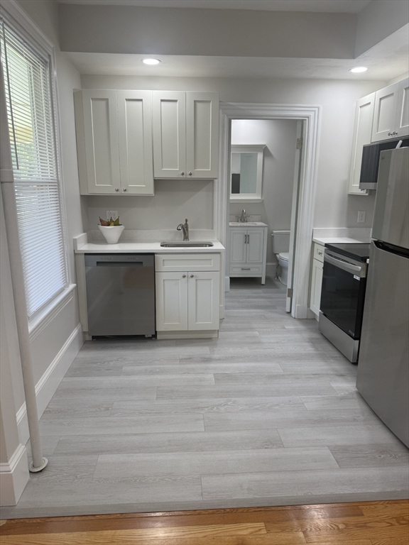 1 bed, 1 bath apartment for rent at 325 Adams St Unit 1, Abington — photo 2 of 12