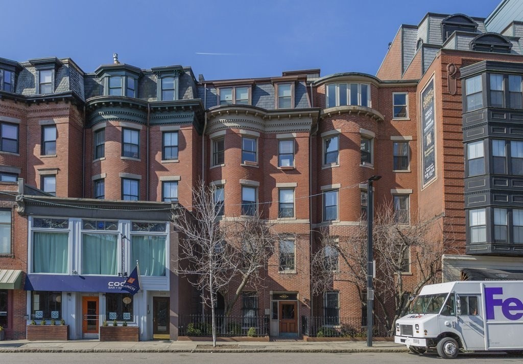 3 bed, 2 bath apartment for rent at 325 Columbus Ave Unit 11, South End — photo 12 of 14