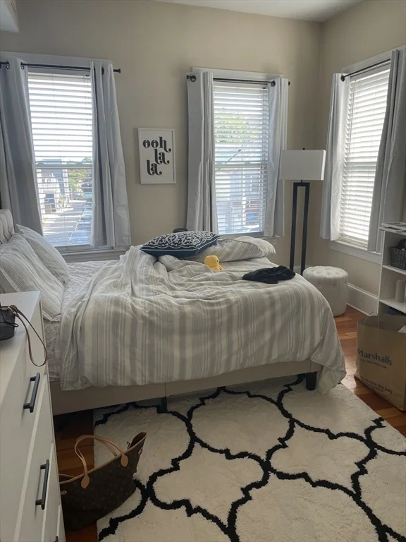 4 bed, 2 bath apartment for rent at 325 Dorchester St Unit 2, South Boston — photo 7 of 13