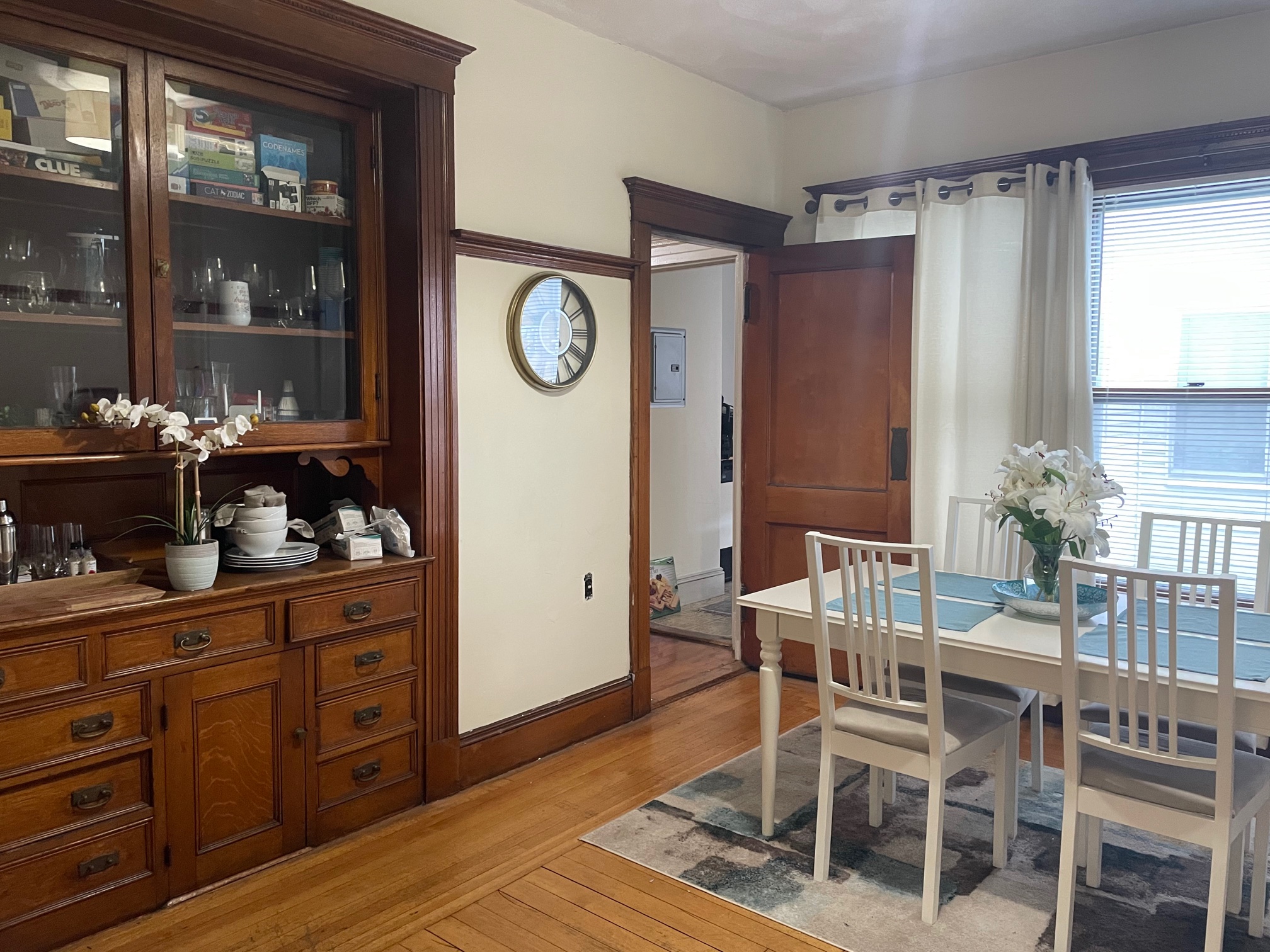 3 bed, 1 bath apartment for rent at 325 Faneuil Unit 3, Brighton — photo 3 of 11