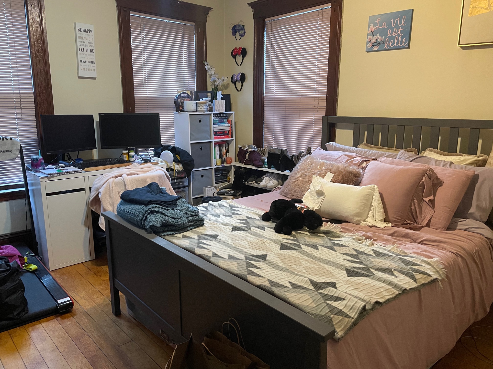 3 bed, 1 bath apartment for rent at 325 Faneuil Unit 3, Brighton — photo 9 of 11