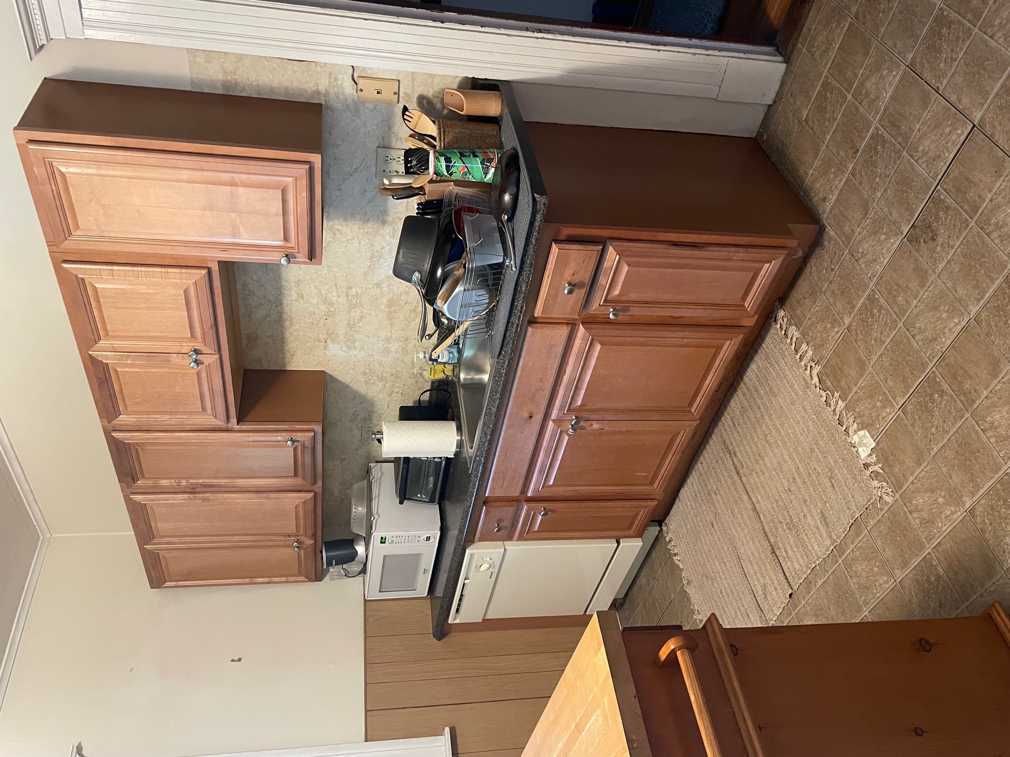 3 bed, 1 bath apartment for rent at 325 Faneuil Unit 3, Brighton — photo 5 of 11