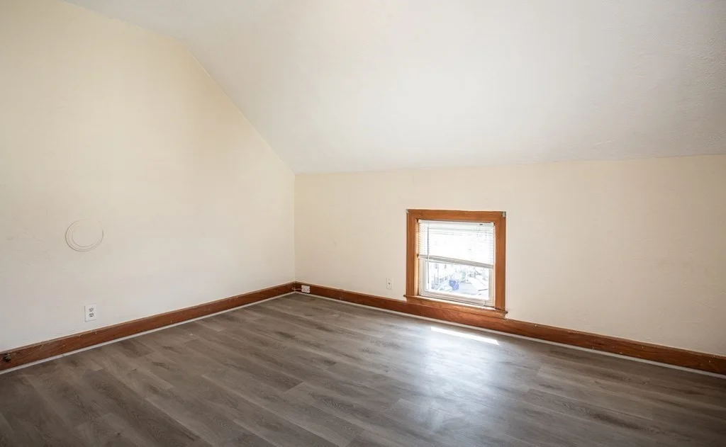 3 bed, 1 bath apartment for rent at 325 Hope St Unit 3, Fall River — photo 13 of 14
